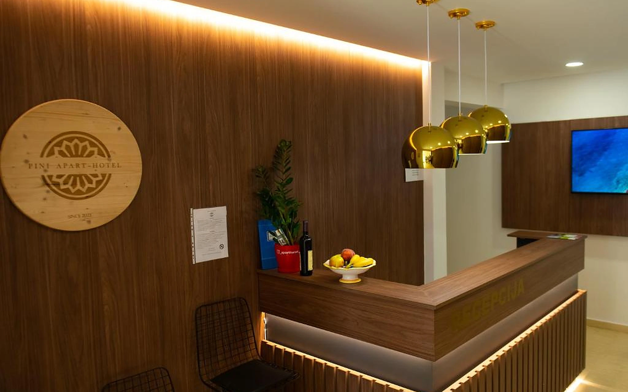 Hotel Pini Apart — recepcija